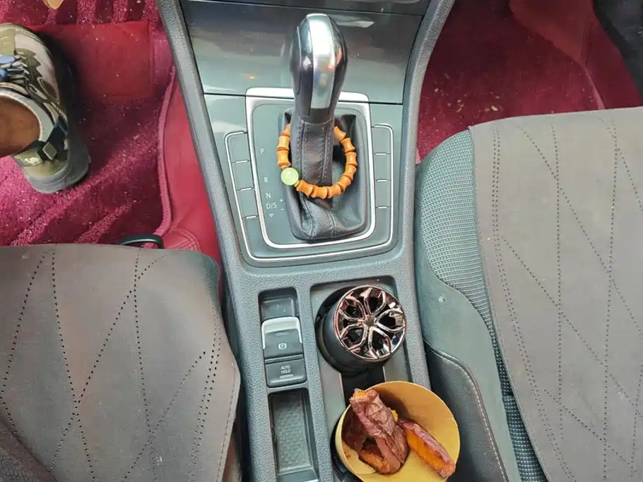 Volkswagen Golf — миниатюра 16