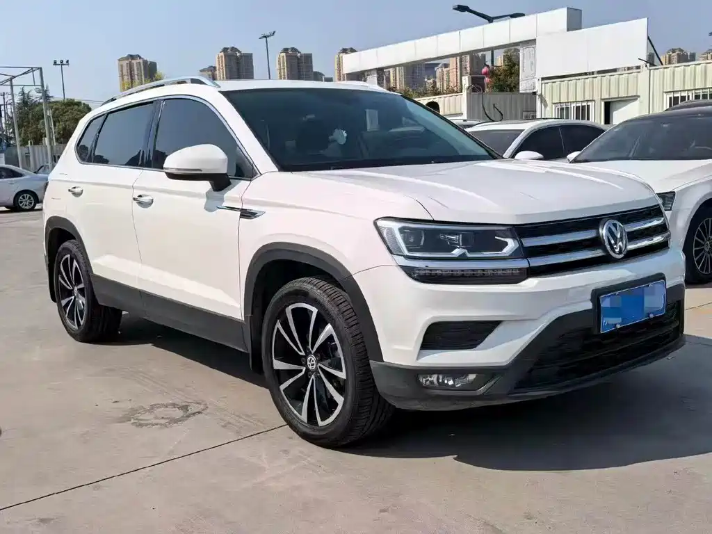 Volkswagen Tharu — миниатюра 3