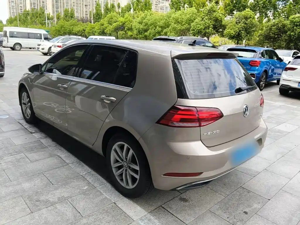 Volkswagen Golf — миниатюра 5