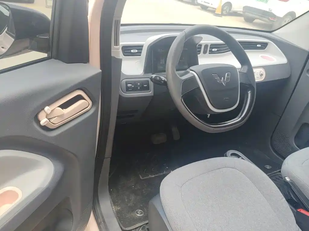 Wuling MINIEV — миниатюра 16