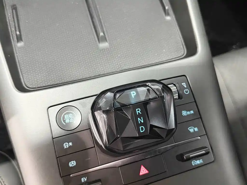 BYD Qin PLUS — миниатюра 13