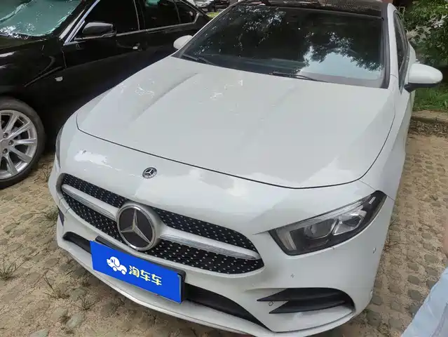 MERCEDES-BENZ  A CLASS