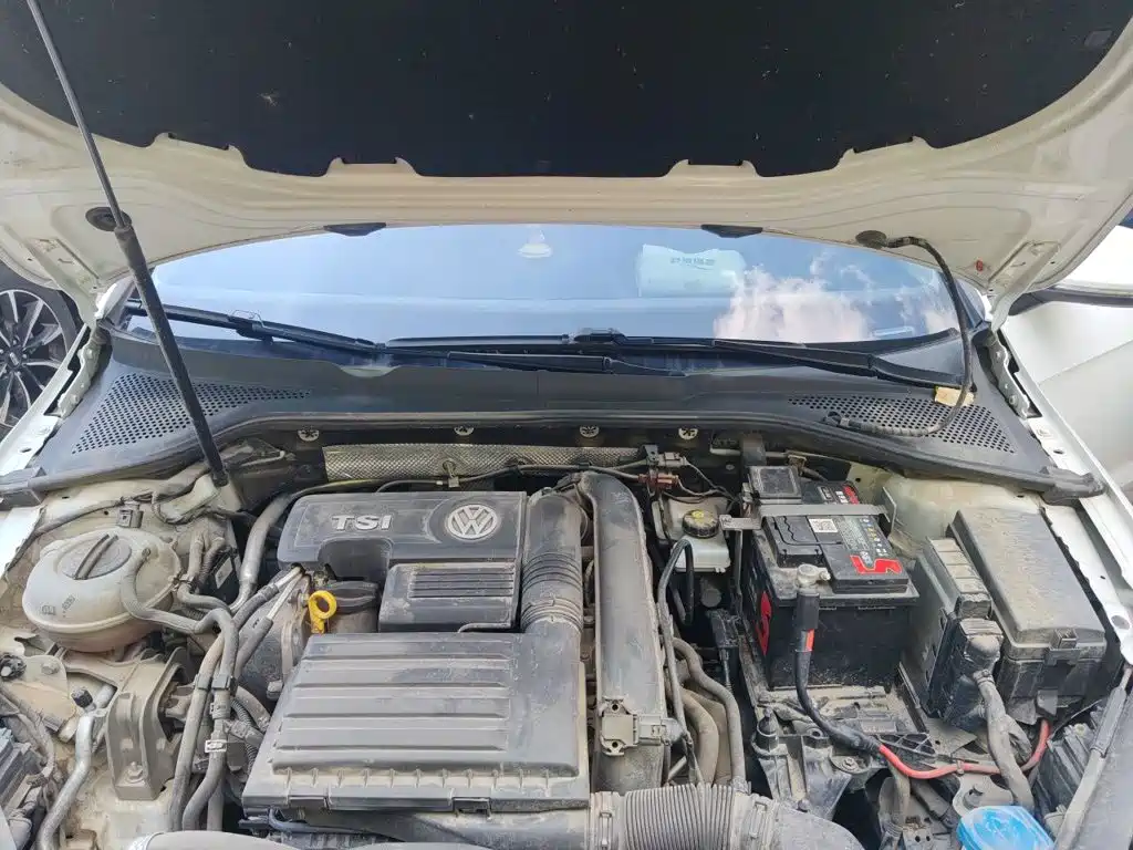 Volkswagen Golf — миниатюра 21