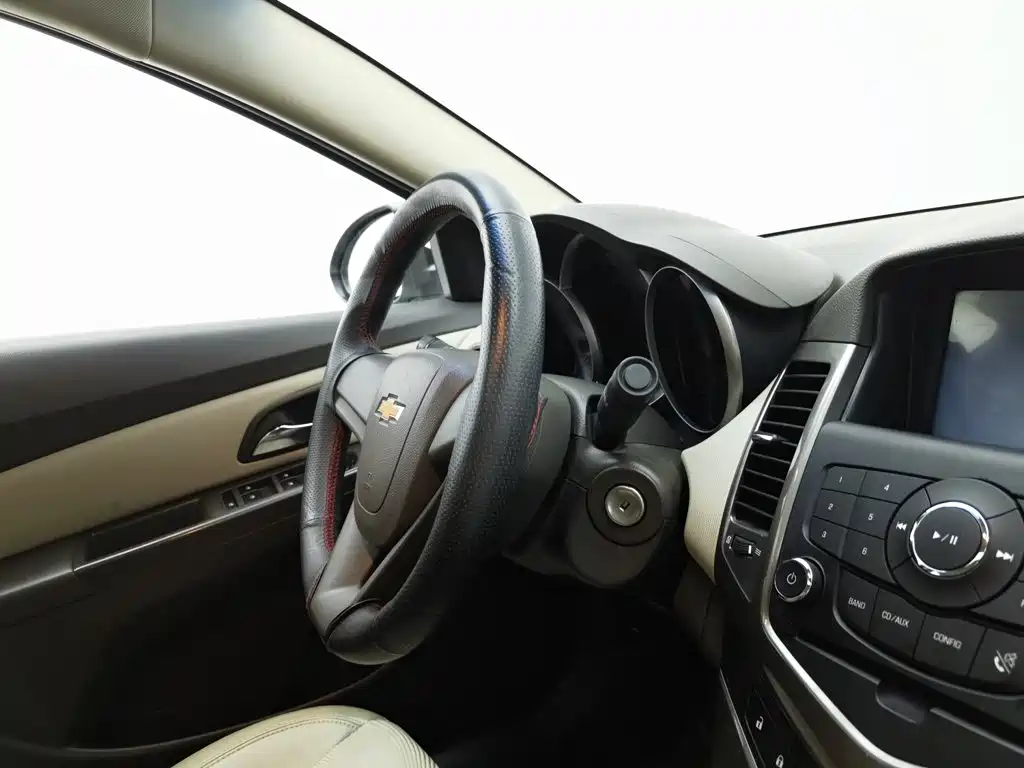 Chevrolet Cruze — миниатюра 22