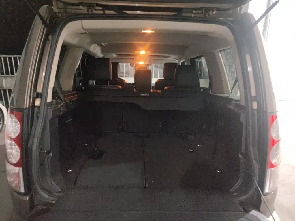Land Rover Discovery 2012 5.0 V8 HSE