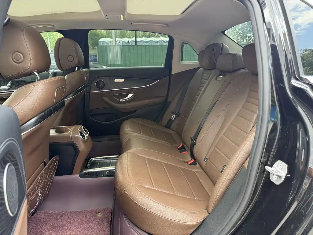 Mercedes-Benz E-Class E 2019 E 200 L Sport