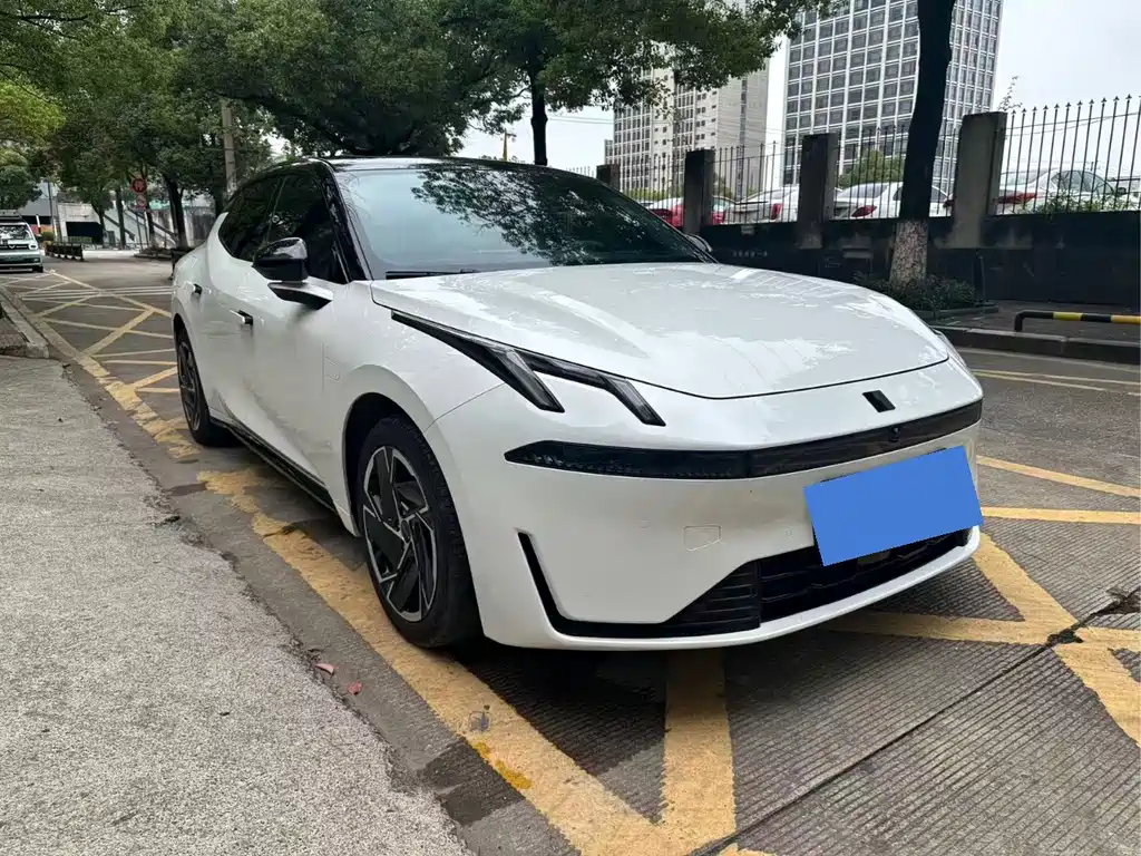 Lynk & Co 07 EM-P — миниатюра 3