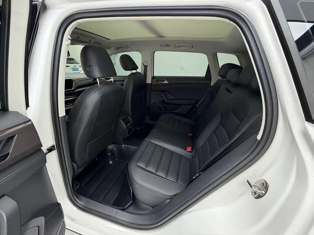 Volkswagen Tharu XR 280TSI 2WD Luxury Edition, фото 14