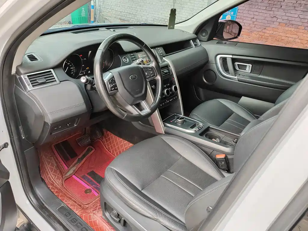 Land Rover Discovery Sport — миниатюра 7