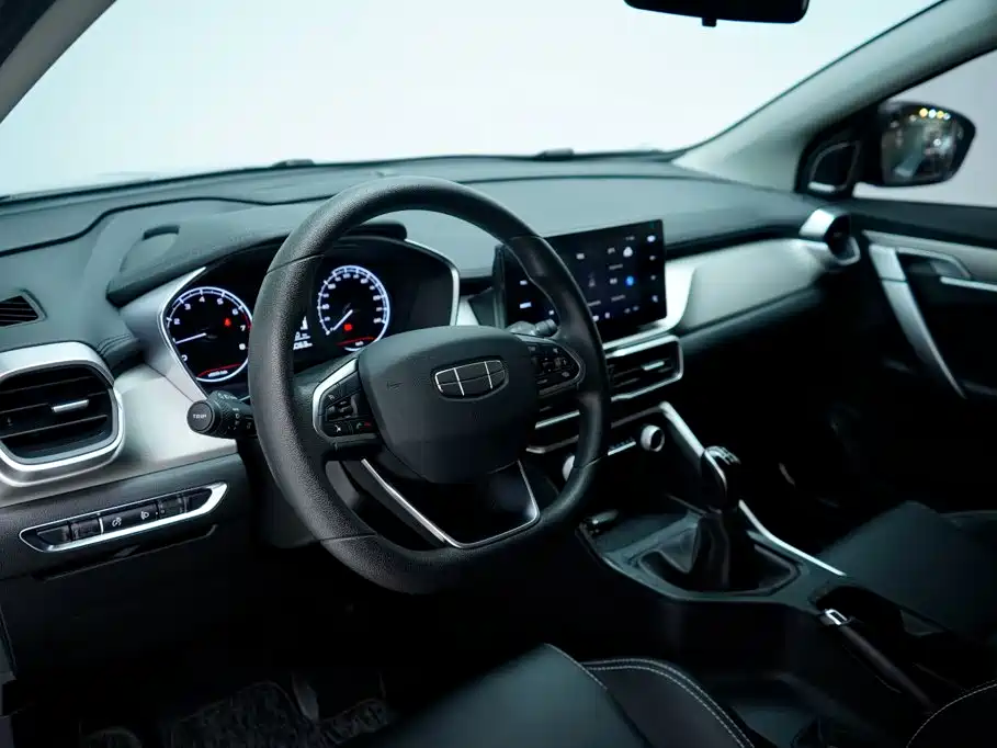 Geely Binyue — миниатюра 14