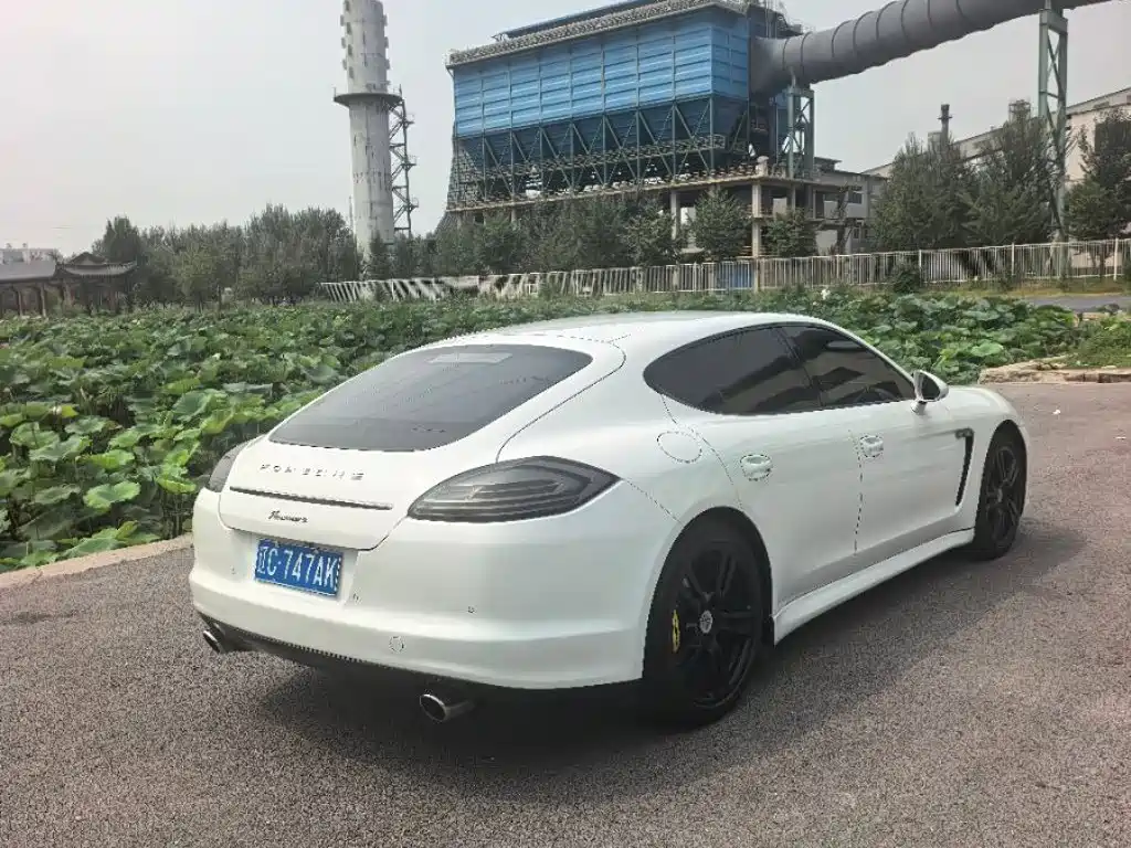 Porsche Panamera — миниатюра 4
