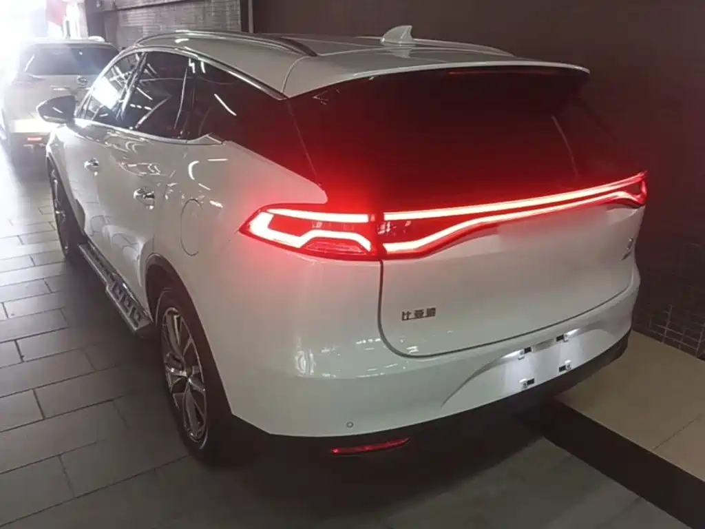 BYD Tang New Energy — миниатюра 5