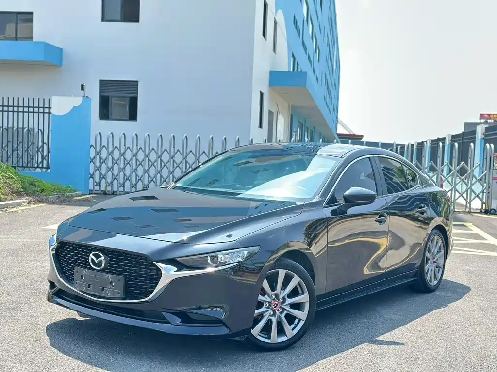 Mazda 3 Axela 2021