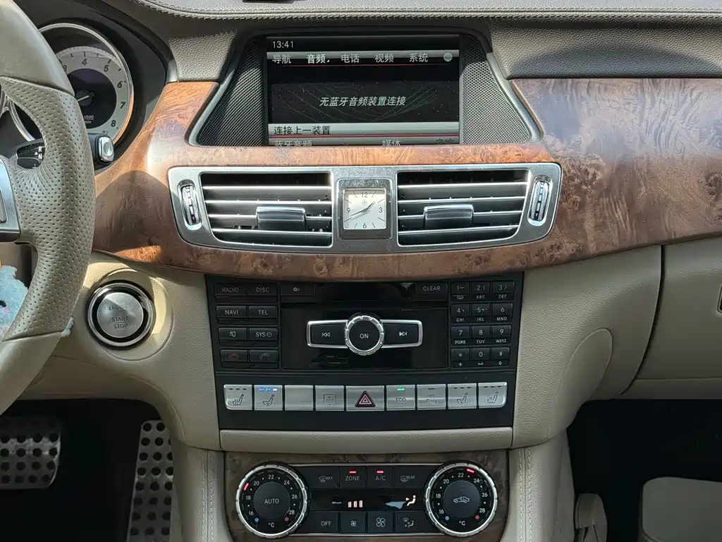 Mercedes-Benz CLS — миниатюра 16