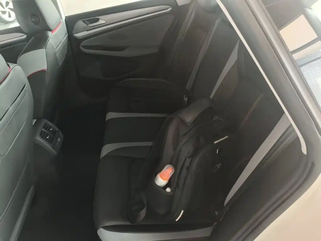 Volkswagen Lamando — миниатюра 17