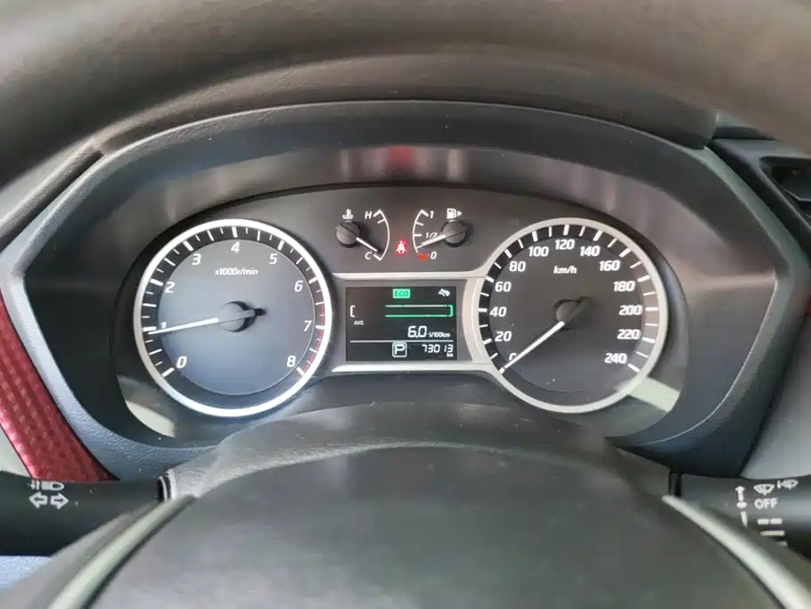 Nissan Bluebird 1.6L CVT Smart Cool Edition, фото 14