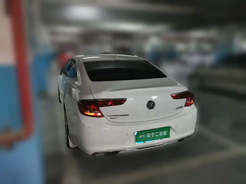 Buick LaCrosse — миниатюра 4