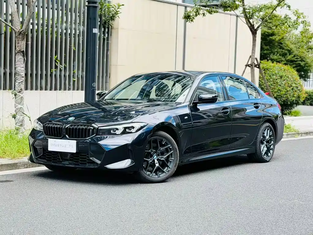 宝马3系 2025款 330Li M运动曜夜套装 2026