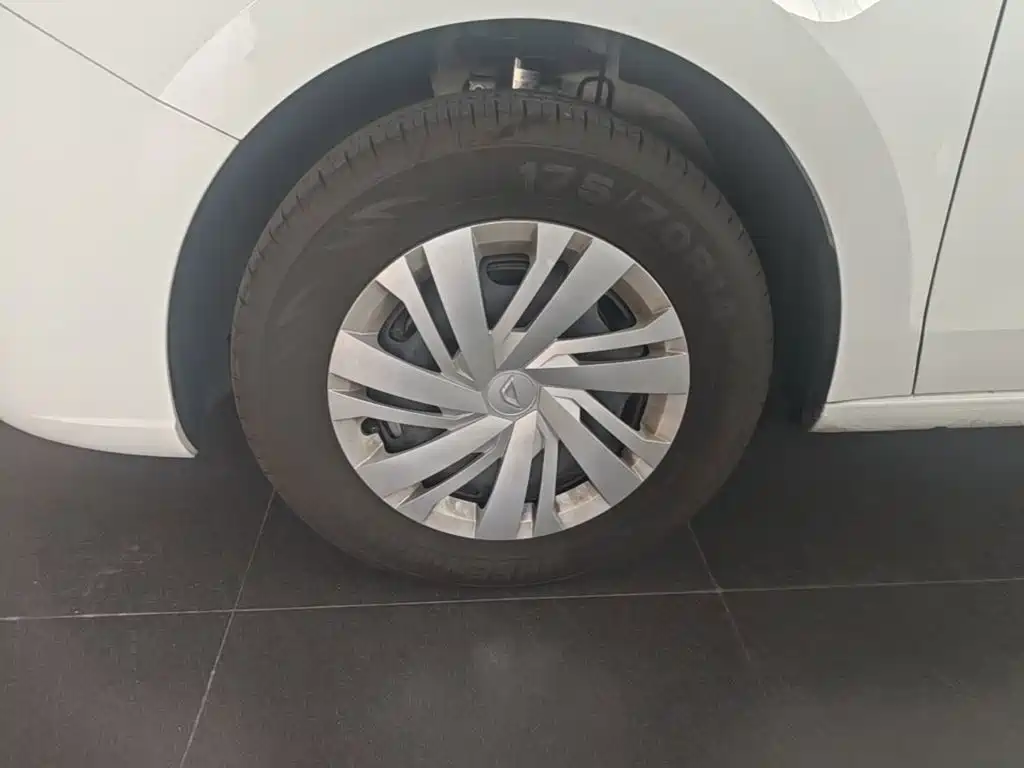 Jetta VA3 — миниатюра 23