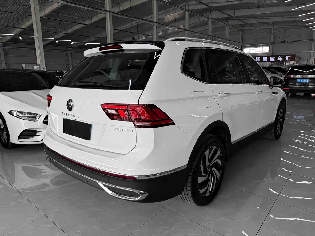Volkswagen Tiguan L L 2023 280TSI AT