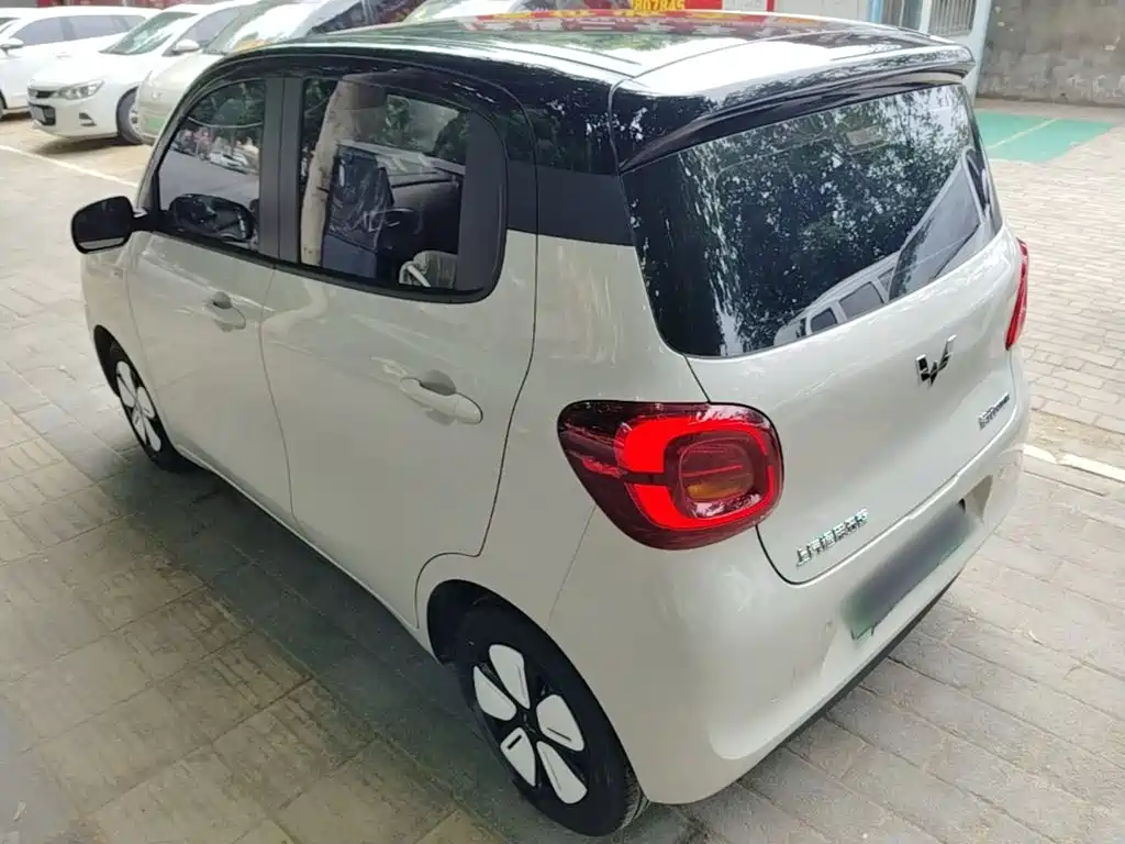 Wuling Mini EV MINIEV 2025 Premium +
