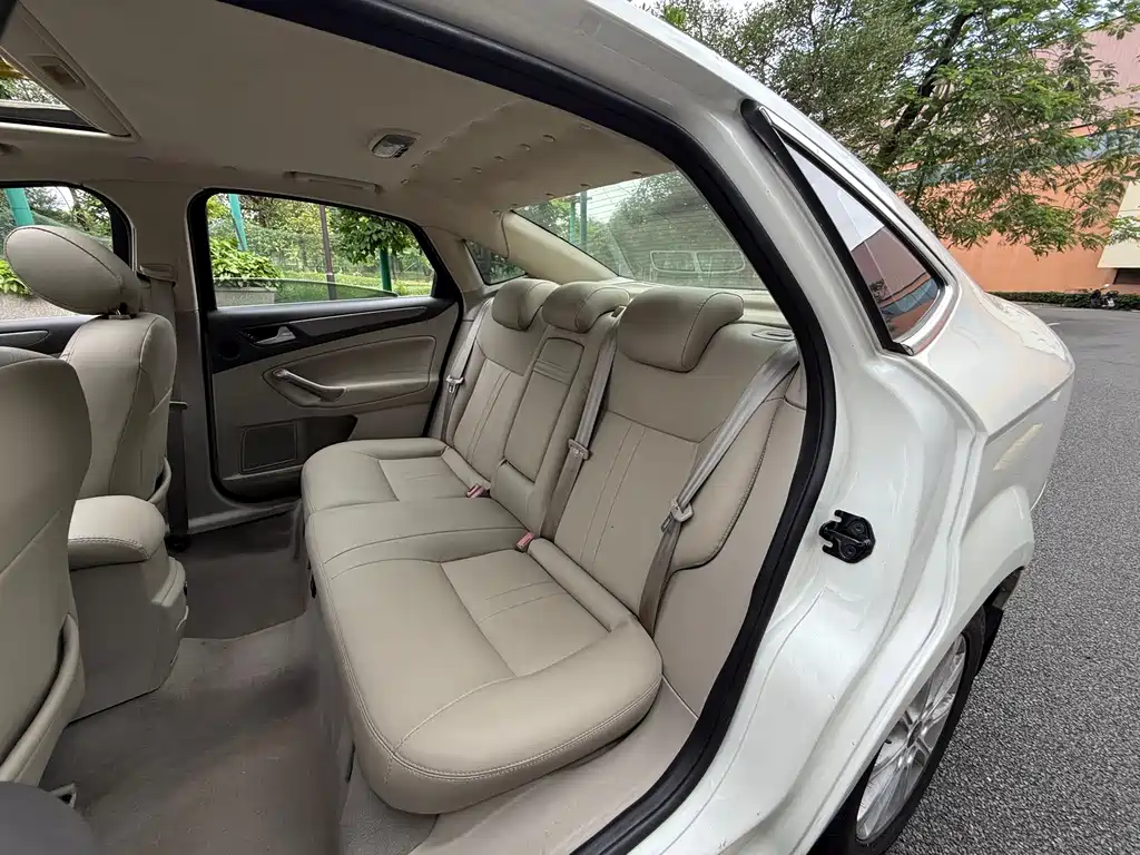 Ford Mondeo 2013 2.3L Fashion