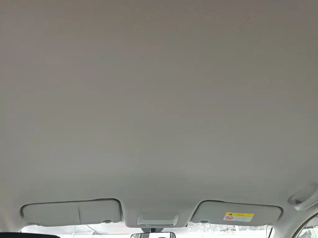 Wuling Jiachen — миниатюра 18