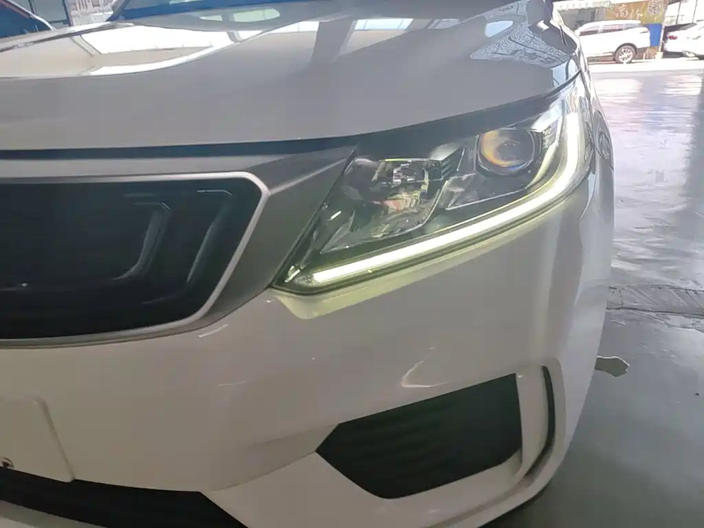 Geely Vision X6 — миниатюра 24