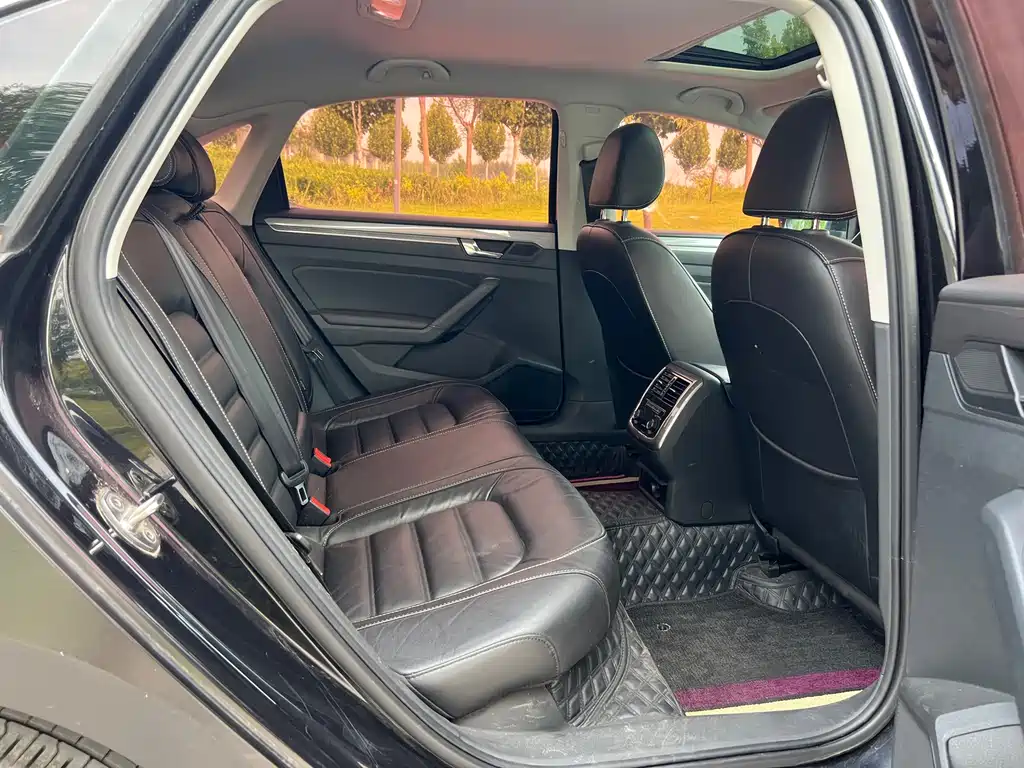 Volkswagen Passat — миниатюра 18