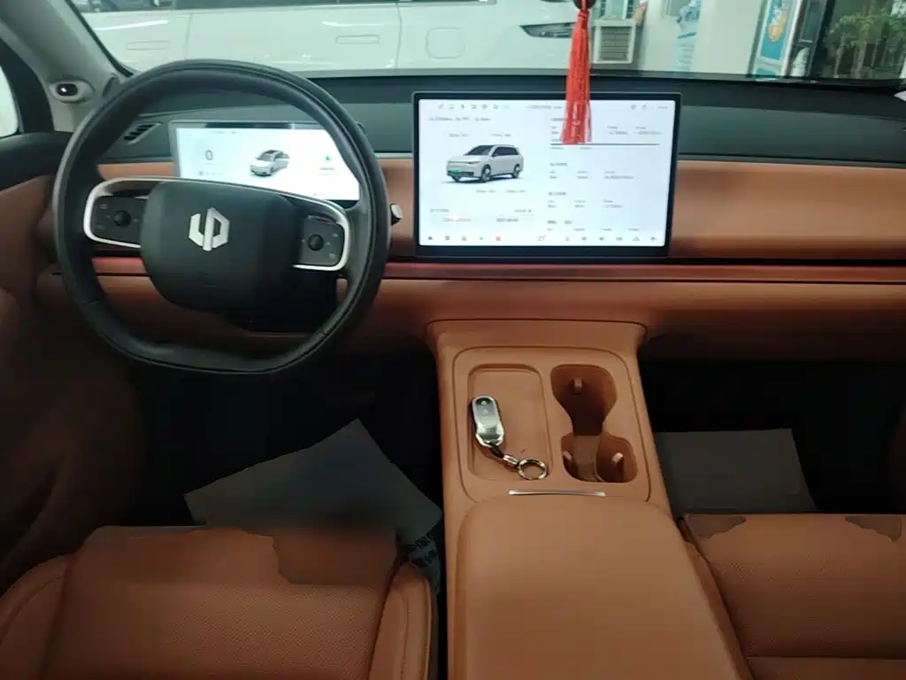 Leapmotor Leapmotor C16 — миниатюра 10