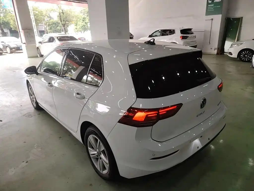 Volkswagen Golf — миниатюра 5