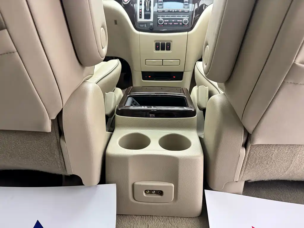 Nissan Quest — миниатюра 21