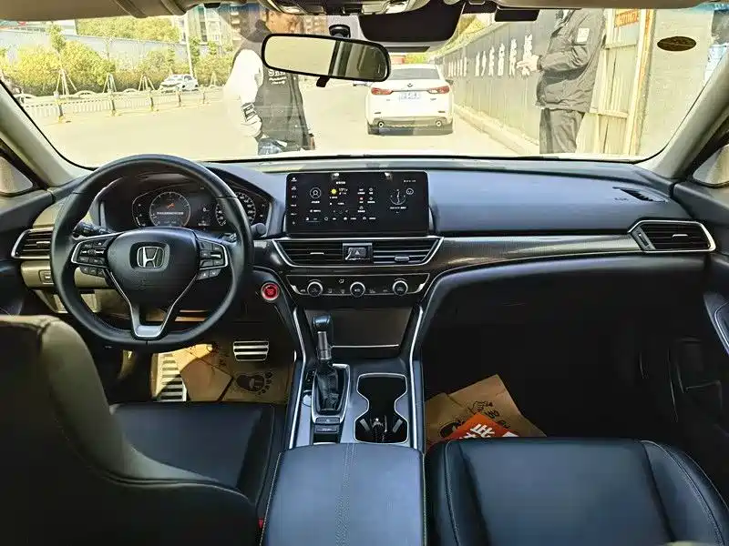 Honda Accord 2022 260TURBO