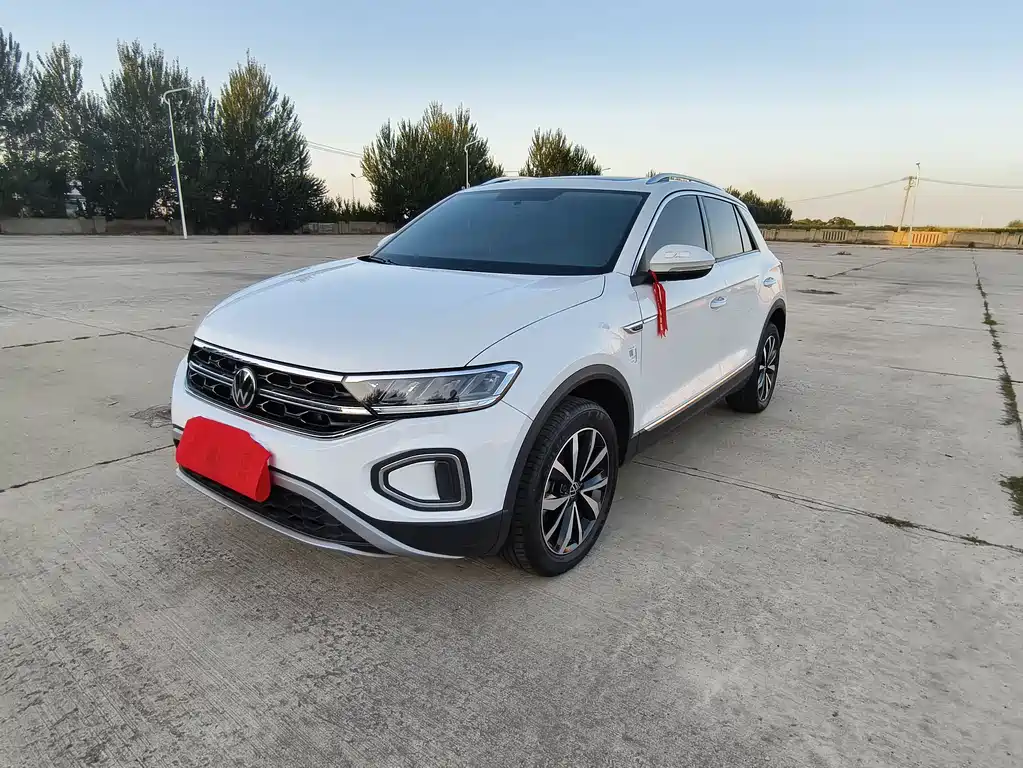 Volkswagen T-Roc — миниатюра 3