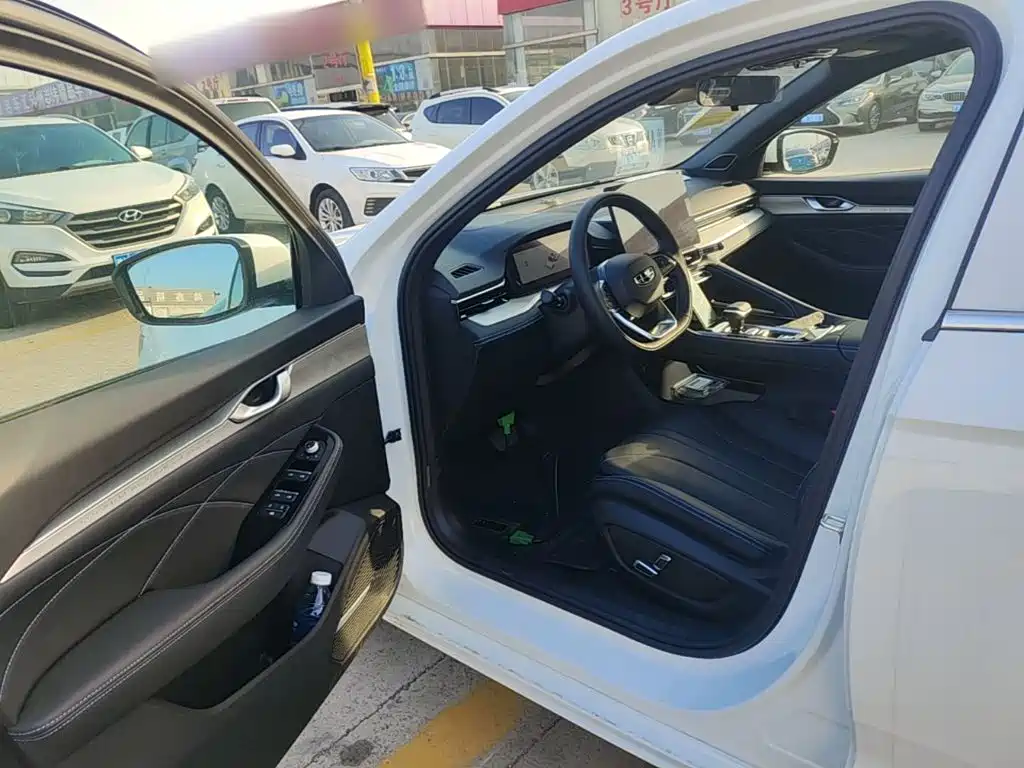 Geely Xingrui — миниатюра 16