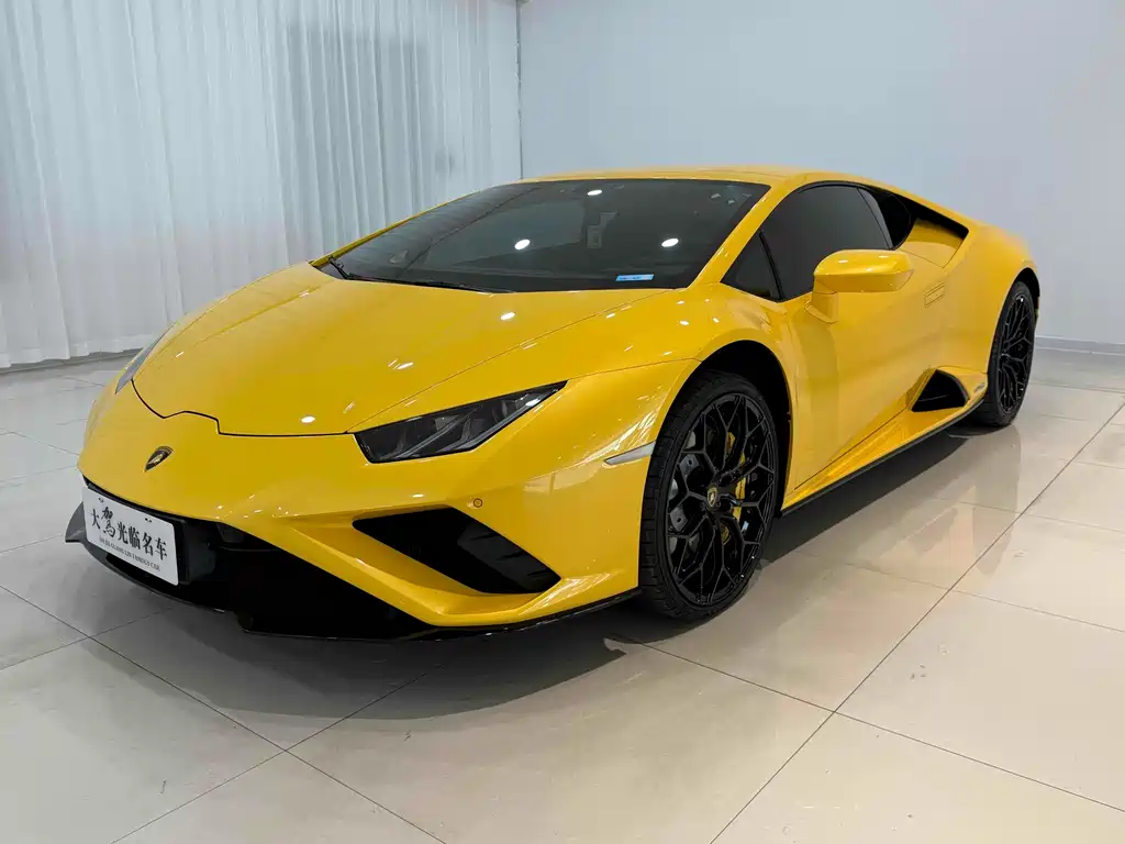 LAMBORGHINI HURACÁN