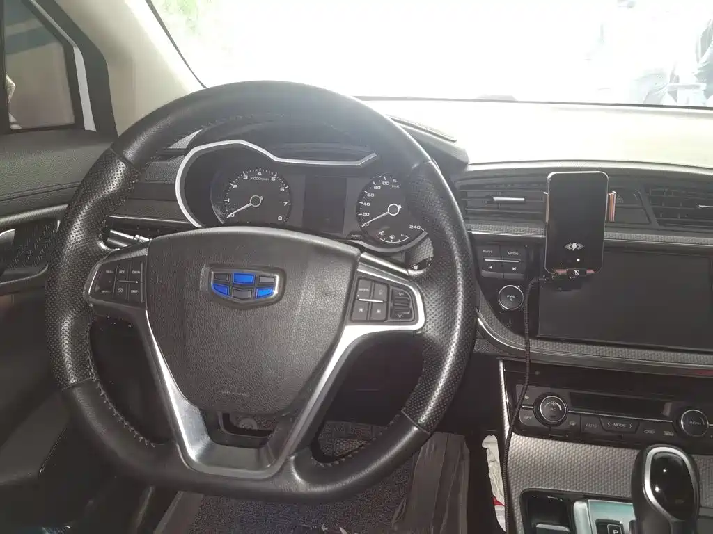 Geely Emgrand GS — миниатюра 11