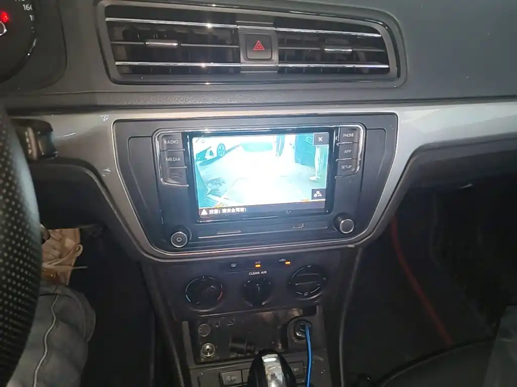 Volkswagen Lavida — миниатюра 13