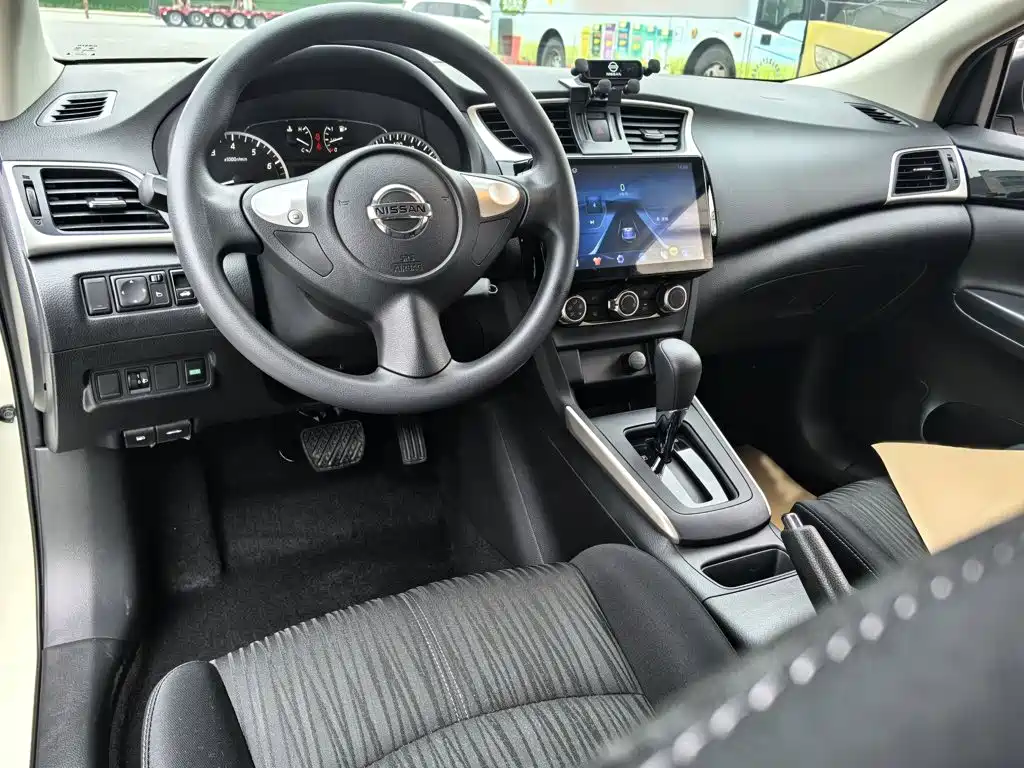 Nissan Sylphy — миниатюра 16