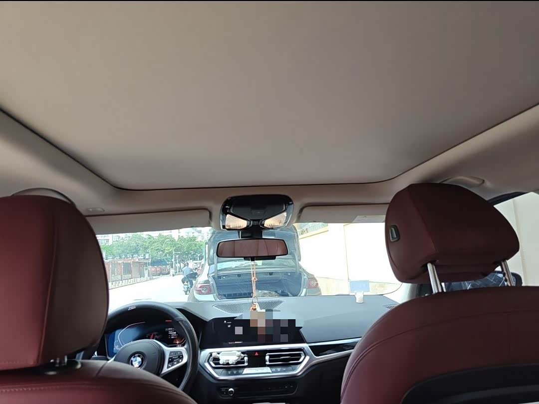 BMW 3 Series 2.0 л 2021 г. Чёрный, пробег 23400 км