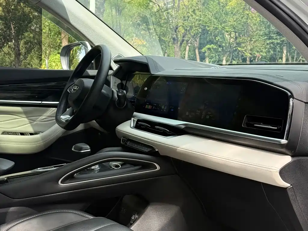 Geely Xingyue L — миниатюра 14