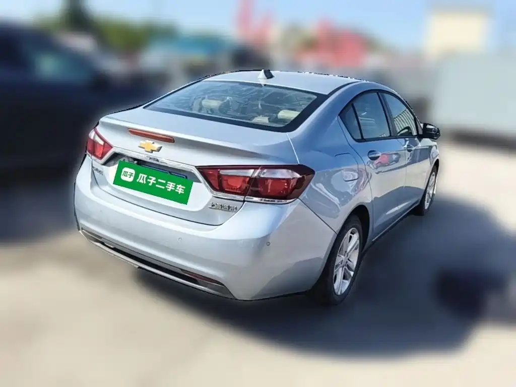 Chevrolet Cruze — миниатюра 10
