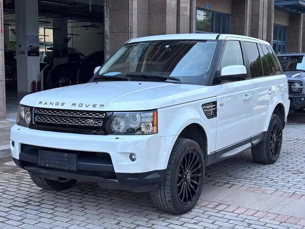 Land Rover Sport