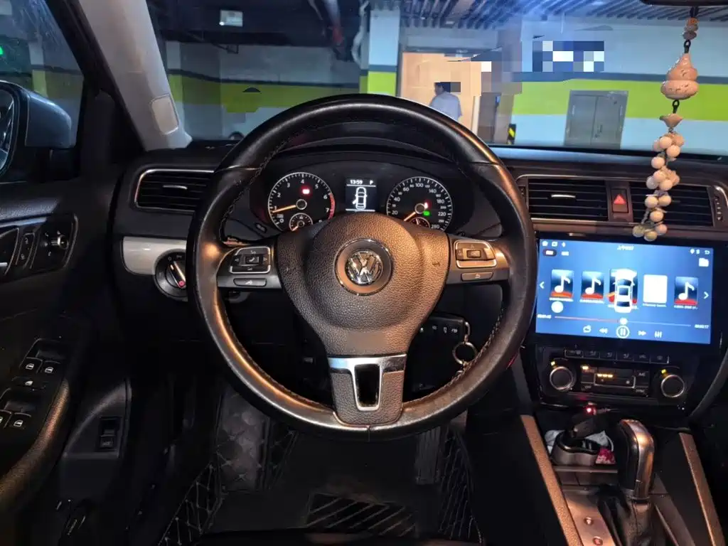 Volkswagen Sagitar — миниатюра 6