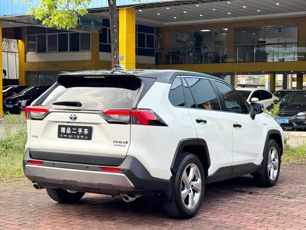 TOYOTA RAV4 RONGFANG