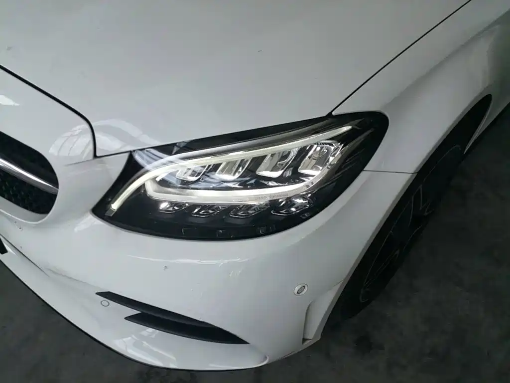 Mercedes-Benz C-Class — миниатюра 24