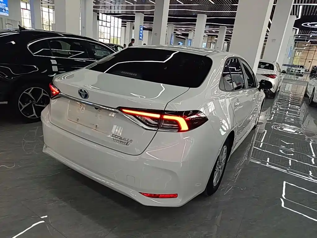 Toyota Corolla — миниатюра 7