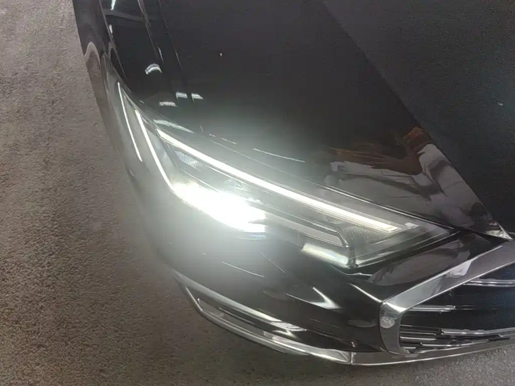 Audi A6L — миниатюра 11