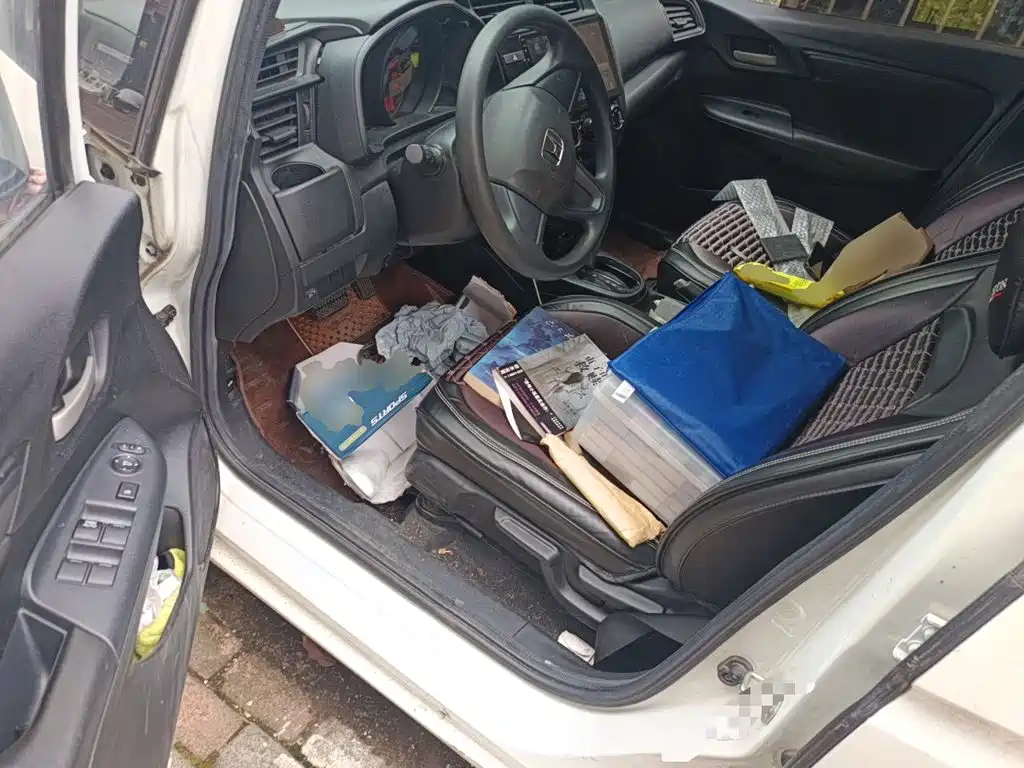Honda Fit — миниатюра 17