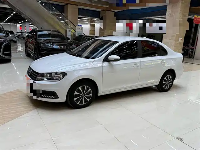 VOLKSWAGEN SANTANA 2021